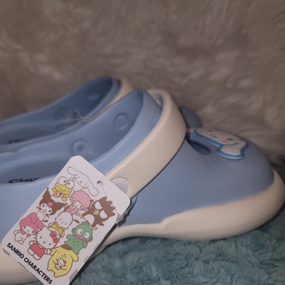 SANRIO CINNAMOROLL Clogs Size 39- 40 - Picture 3 of 11